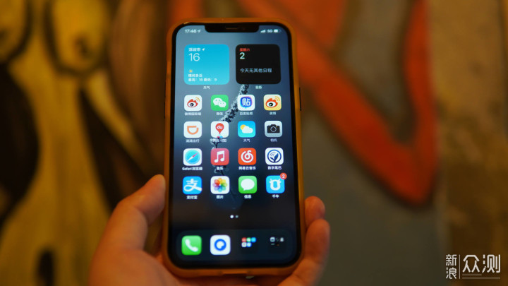 5个品牌 6款iphone 12 Pro Max手机壳横评 原创 新浪众测