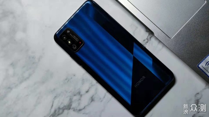 荣耀x10max何止于大
