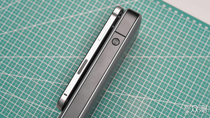 地表最强充电宝体验，小伙用着都震惊了_新浪众测