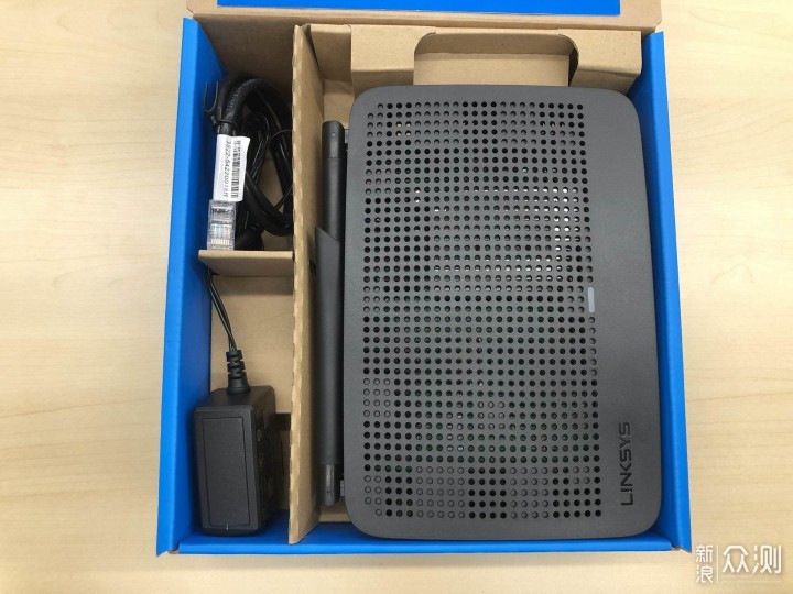 无死角全屋WiFi-Linksys WHW与MR路由混合组网_新浪众测