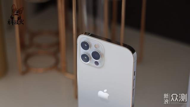 2021年顶级拍照手机盘点：好照片晒爆朋友圈_新浪众测