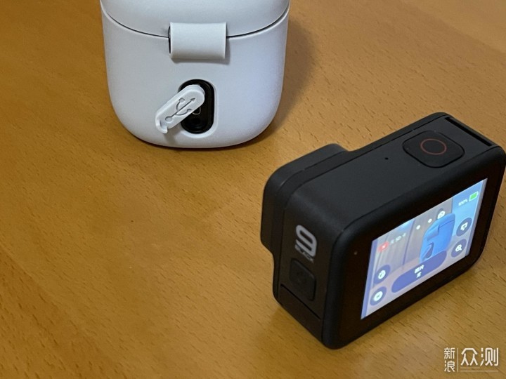 三位一体-GoPro9泰迅ALLIN BOX收纳充电盒体验_新浪众测