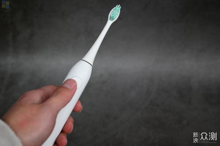 同同家T9U牙刷带来15种更舒服的清洁牙齿模式_新浪众测