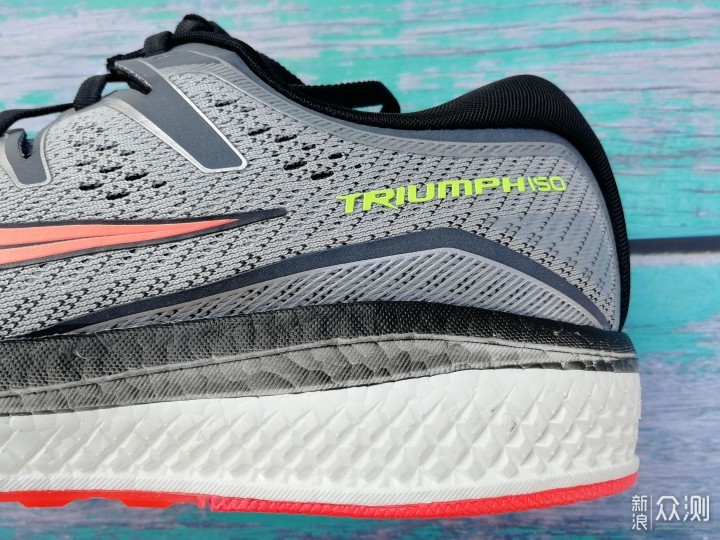 Saucony索康尼 Triumph iSO 5 跑鞋测评_新浪众测