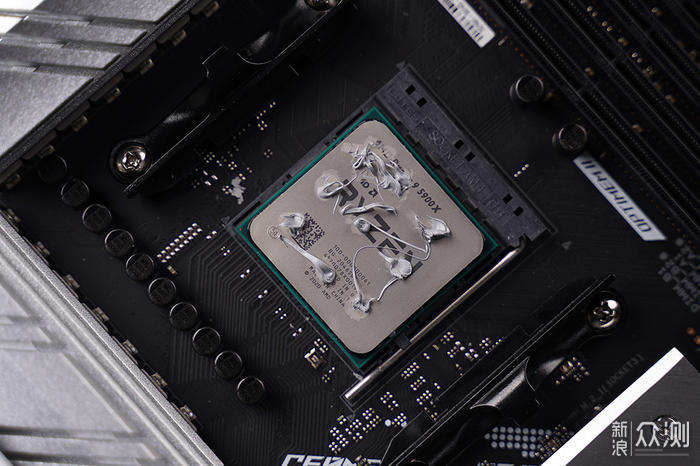 白色信仰主机，RTX 3090 HOF 装机展示_新浪众测