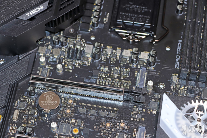 易有太极，是生两仪；华擎 Z590 太极参上_新浪众测