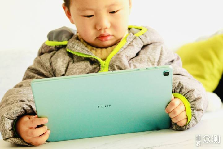 荣耀平板7：为儿童选择让家长放心的平板电脑_新浪众测