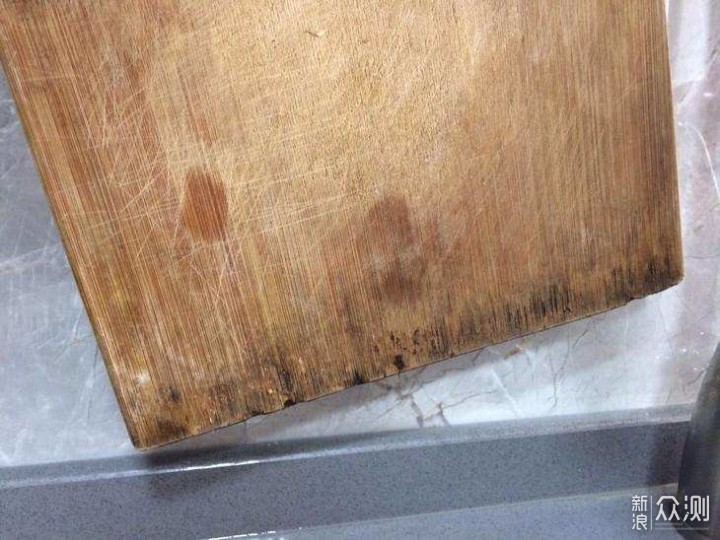 摩飞砧板消毒机有用吗?细菌ATP含量揭秘谜底_新浪众测
