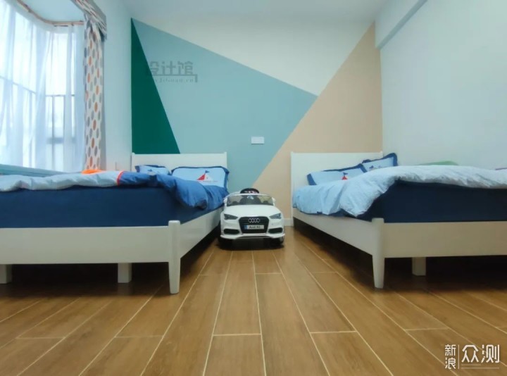 卧室铺木地板还是地砖？实用地砖，舒适木地板_新浪众测