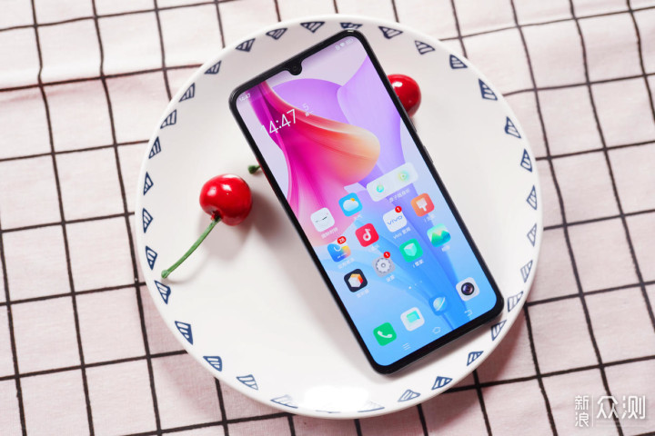 VIVO S9e评测：仅轻薄自拍即可俘获女性用户 _新浪众测