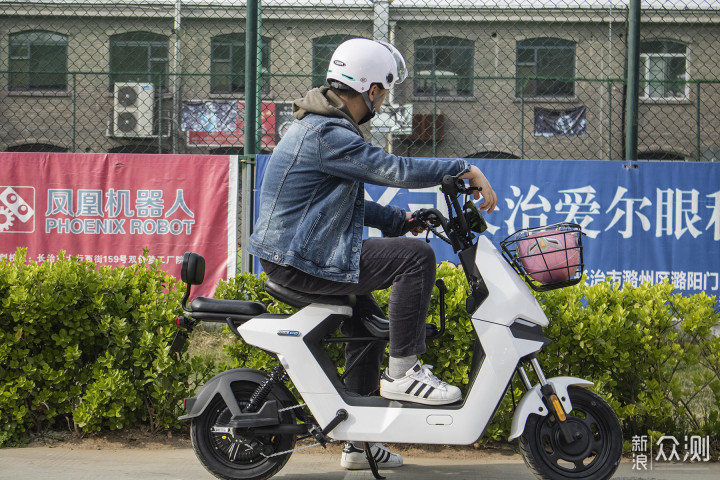 平价的全能小电车，小牛GOVA F0用车报告_新浪众测