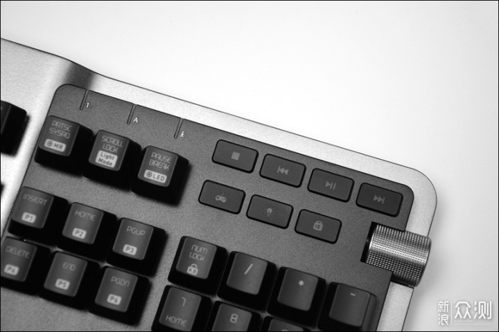 TT幻银Argent系列K5机械键盘、M5鼠标开箱体验_新浪众测