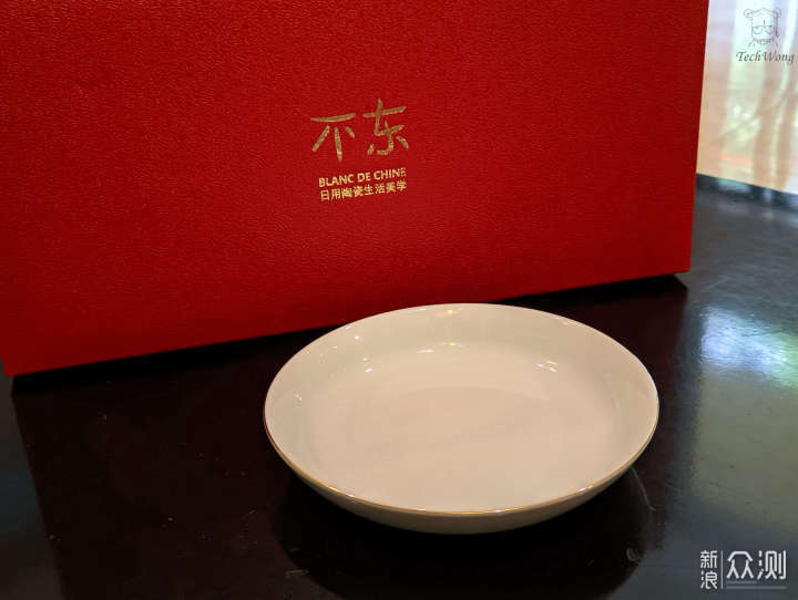 不东新中式青瓷描金边餐具套装，湿润防烫耐磨_新浪众测