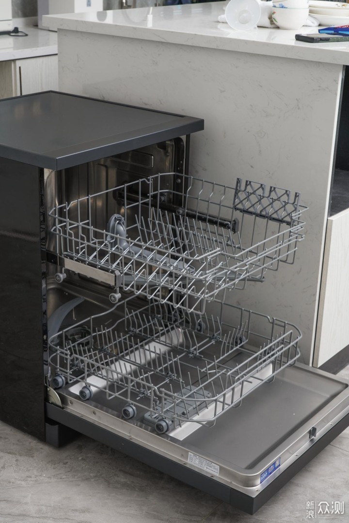 自动开门存碗的洗碗机--海尔G5洗碗机使用评测_新浪众测