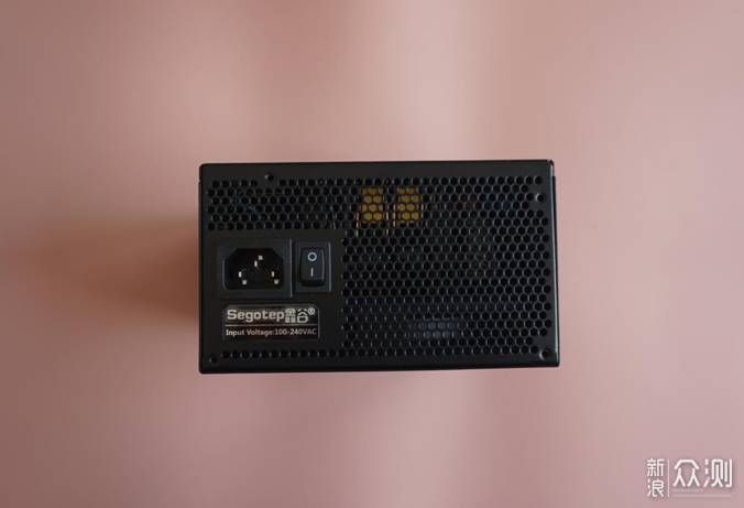 高频全模组，金牌加持的好电源鑫谷GP950G电源_新浪众测