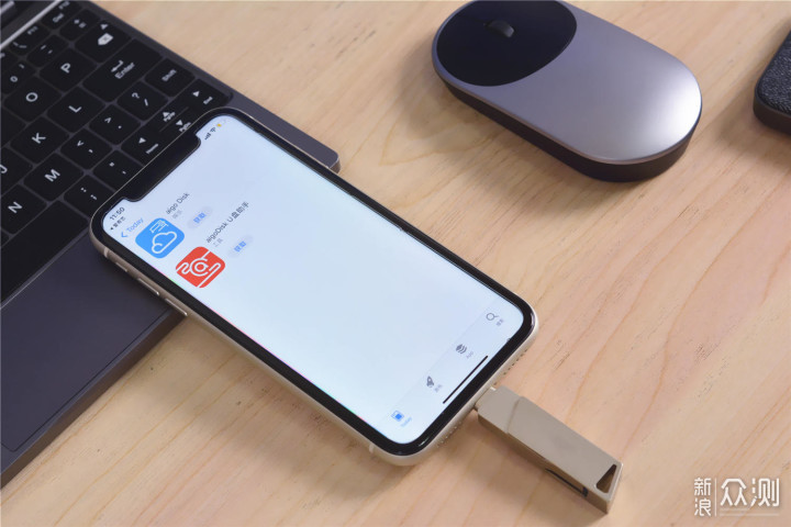 aigo苹果U盘：双接口设计，还支持一键备份_新浪众测
