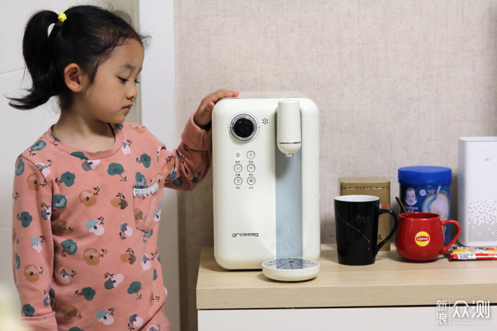 Grossag即热速冷饮水机,半导体冰胆制冷技术_新浪众测