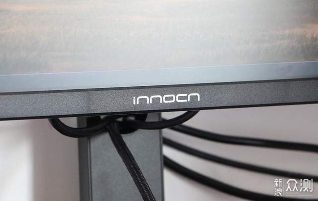 INNOCN 26C1F显示器！一屏两用 ，100%sRGB_新浪众测