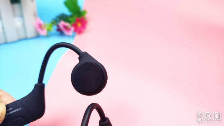 听歌不入耳，运动黑科技，南卡骨传导耳机_新浪众测