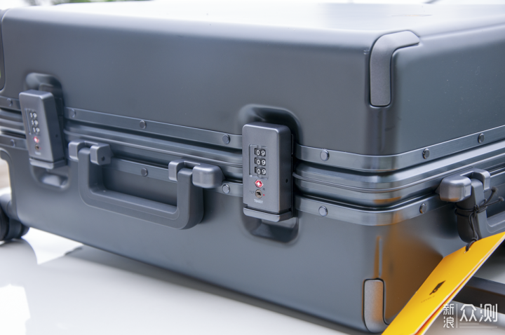 地平线8号（LEVEL8）行李箱使用简评_新浪众测