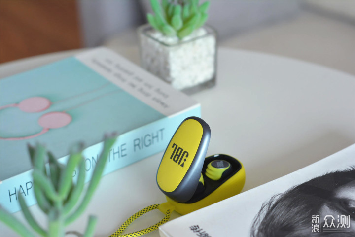 游泳能佩戴的耳机，JBL X600TWS评测_新浪众测