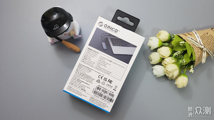 ORICO炫彩RGBM.2硬盘盒：让闲置SSD焕发第二春_新浪众测