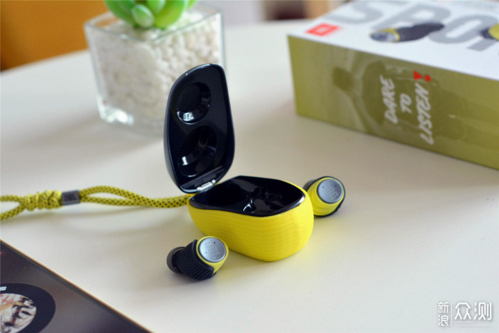 游泳能佩戴的耳机，JBL X600TWS评测_新浪众测