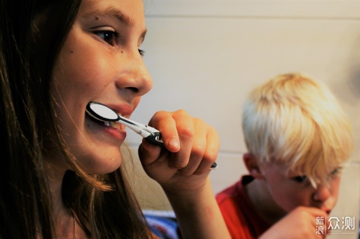 奇布奇布儿童电动牙刷：给刷牙另一种创新体验_新浪众测