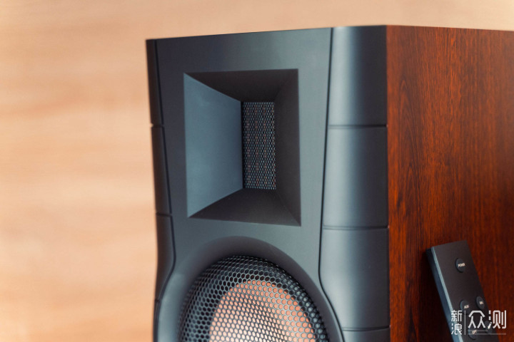享受声临其境的音乐空间——惠威D200评测_新浪众测