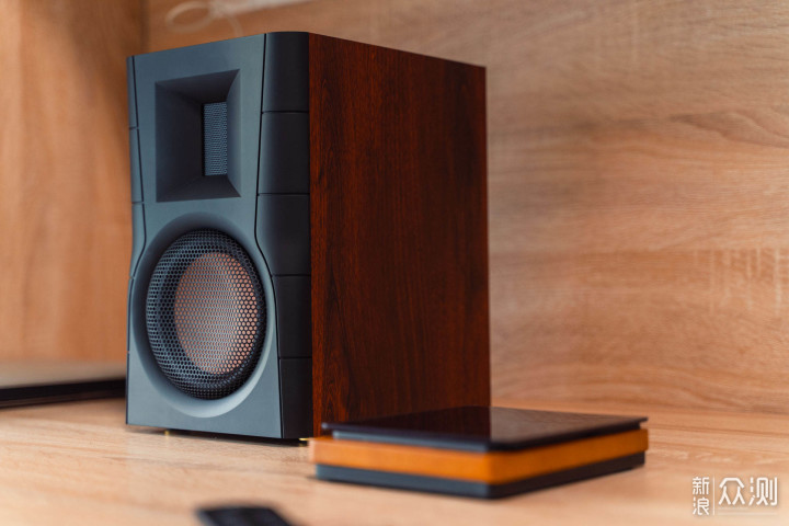 享受声临其境的音乐空间——惠威D200评测_新浪众测