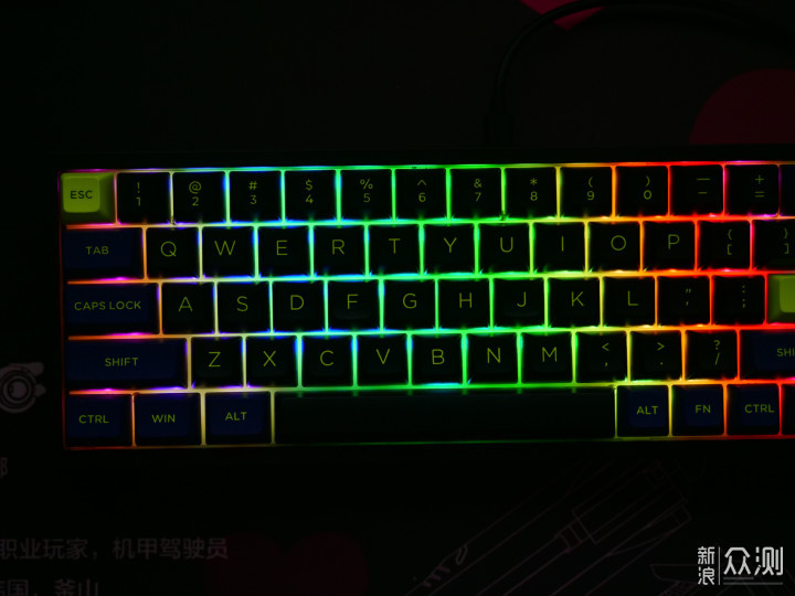 三模+RGB+热插拔: 退烧之选 腹灵FL680 评测_新浪众测