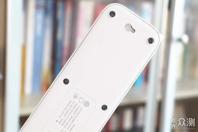 这是一把会微笑的插座！aigo延长线插座体验_新浪众测