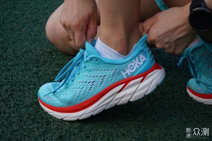 HOKA CLIFTON 8丨为跑而生，为我们而生！_新浪众测