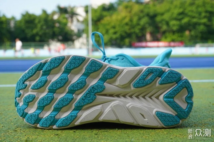 HOKA CLIFTON 8丨为跑而生，为我们而生！_新浪众测