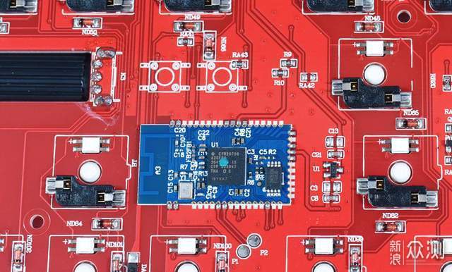 DIY自由、RGB开挂，按压有质感-黑爵K870T_新浪众测