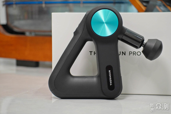 Theragun PRO筋膜枪，专业产品面向专业用户群_新浪众测