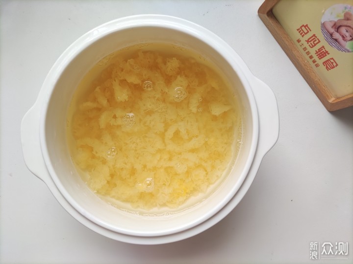适合宝宝的红枣银耳羹做法,简单宝宝早餐~_新浪众测