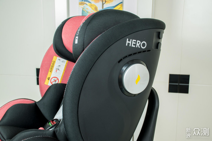 行业首款全阶段i-Size安全座椅欧颂HERO探索号_新浪众测
