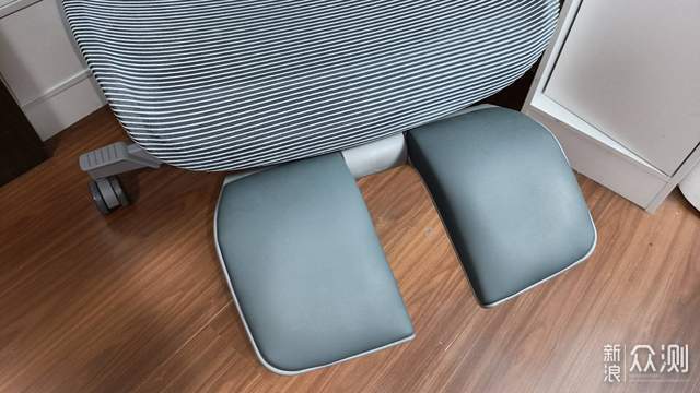 3D悬挂腰靠多功能人体工学转椅，自动释压护腰_新浪众测