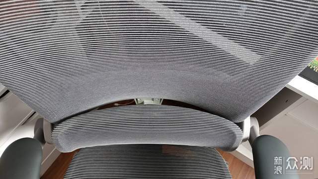 3D悬挂腰靠多功能人体工学转椅，自动释压护腰_新浪众测