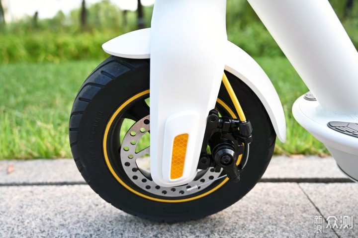 探梦者智能电动滑板车L1 Max，通勤的好工具_新浪众测