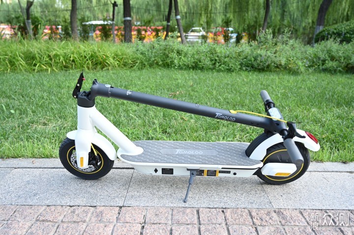 探梦者智能电动滑板车L1 Max，通勤的好工具_新浪众测