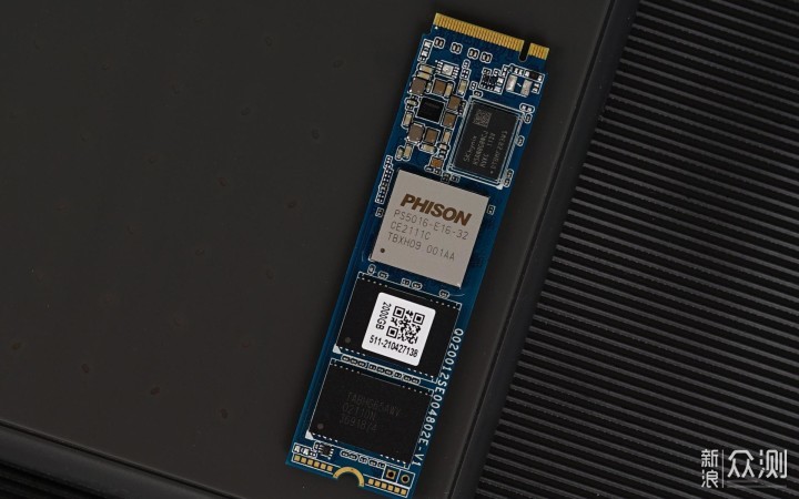 体验PCIe 4.0固态，PNY XLR8 CS3040 2T SSD！_新浪众测