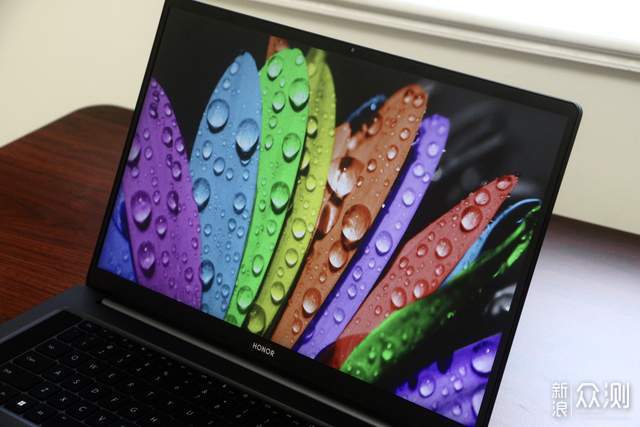 荣耀MagicBook 16 Pro锐龙版144Hz电竞理想屏_新浪众测