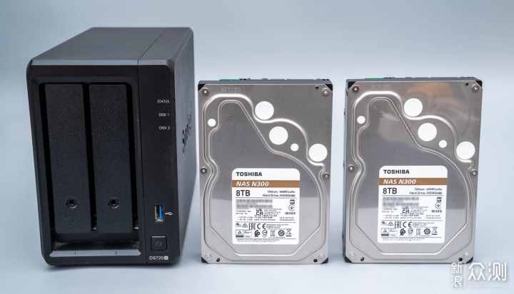 2021年底 成品NAS 与 DIY NAS 硬盘选购指南！_新浪众测