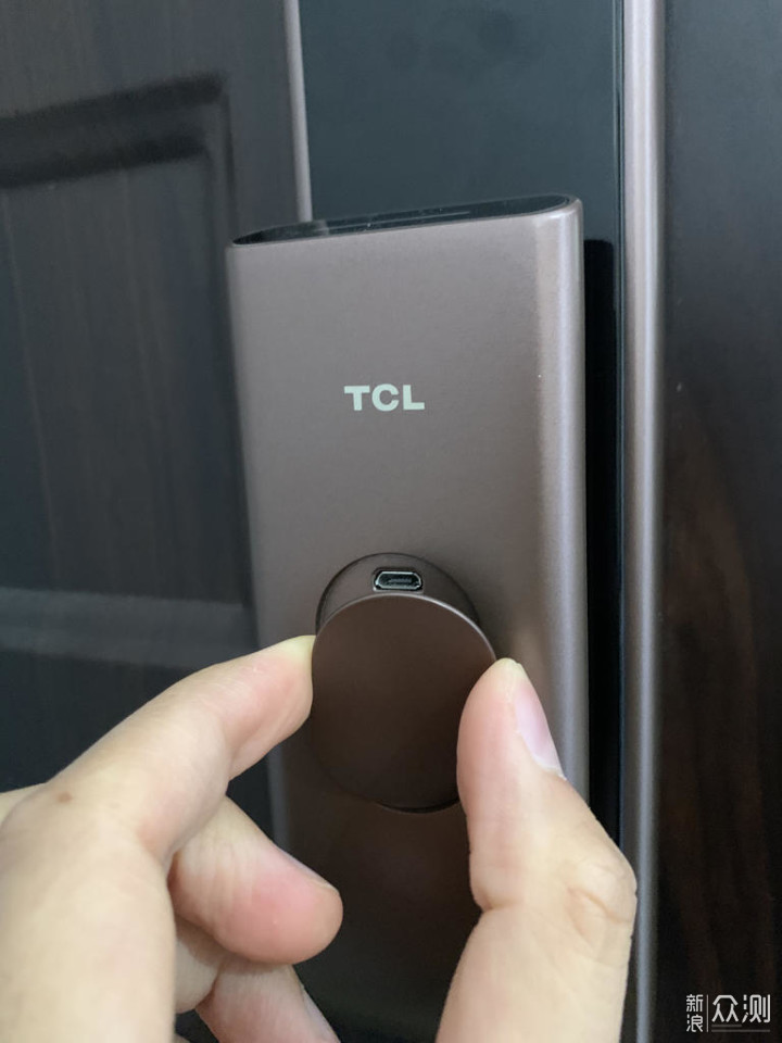 3D结构光人脸识别，安全实用，TCL X7S 智能锁_新浪众测