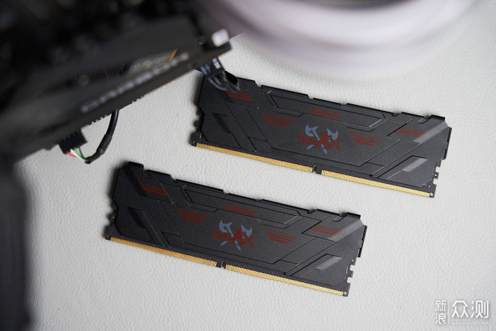 12代酷睿i7-12700K首测，龙王回归，重回巅峰_新浪众测