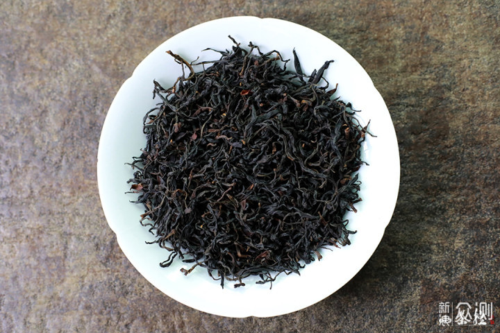 可以陈化的红茶：云南荒野茶的“荒”和“野”_新浪众测