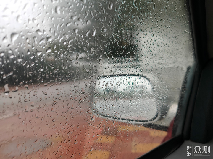 #双11种草#安全行驶之下雨和除雾的解决办法_新浪众测