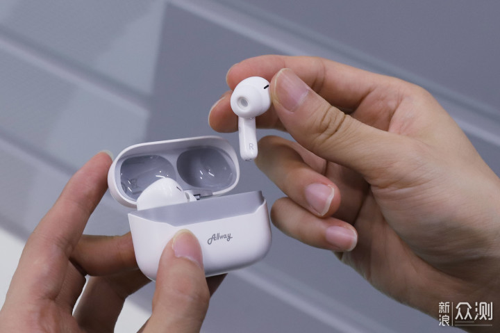 盲入Airpods 平替耳机，轻降噪长续航_新浪众测